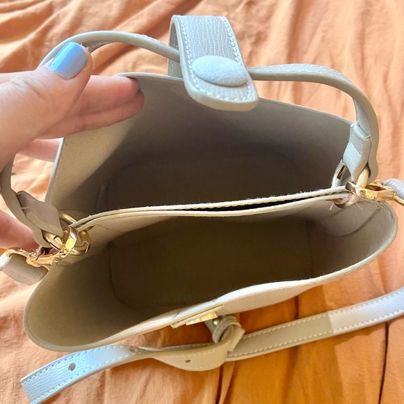 TIJN Guna Vegan Leather Hand Bag Cream - Picture 2 of 4